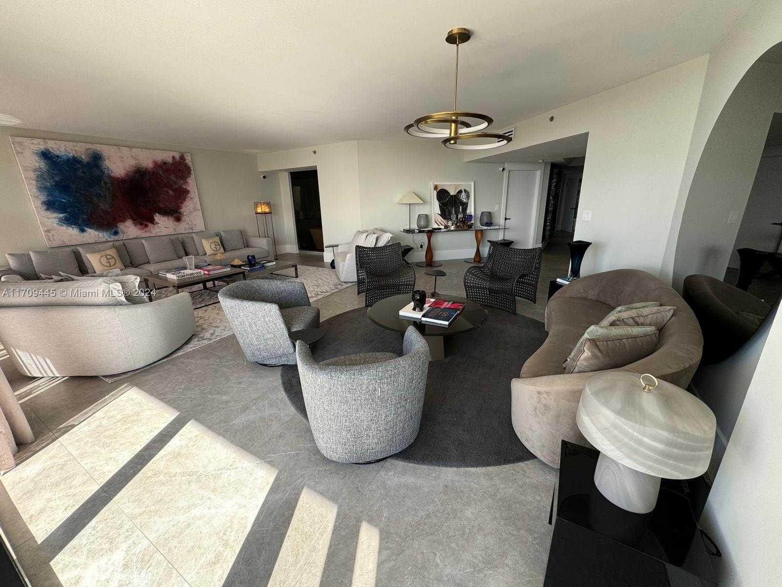 Small Image of 2000 ISLAND BLVD #2404, Aventura Number 18
