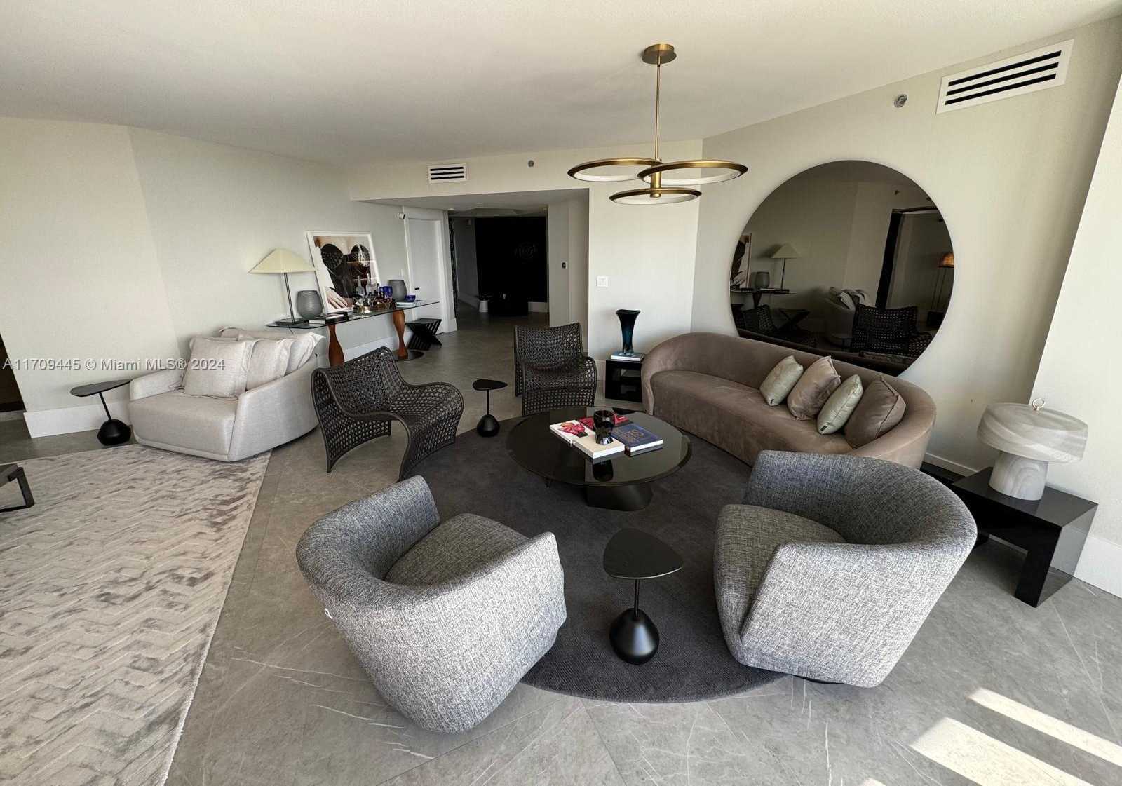 Small Image of 2000 ISLAND BLVD #2404, Aventura Number 2