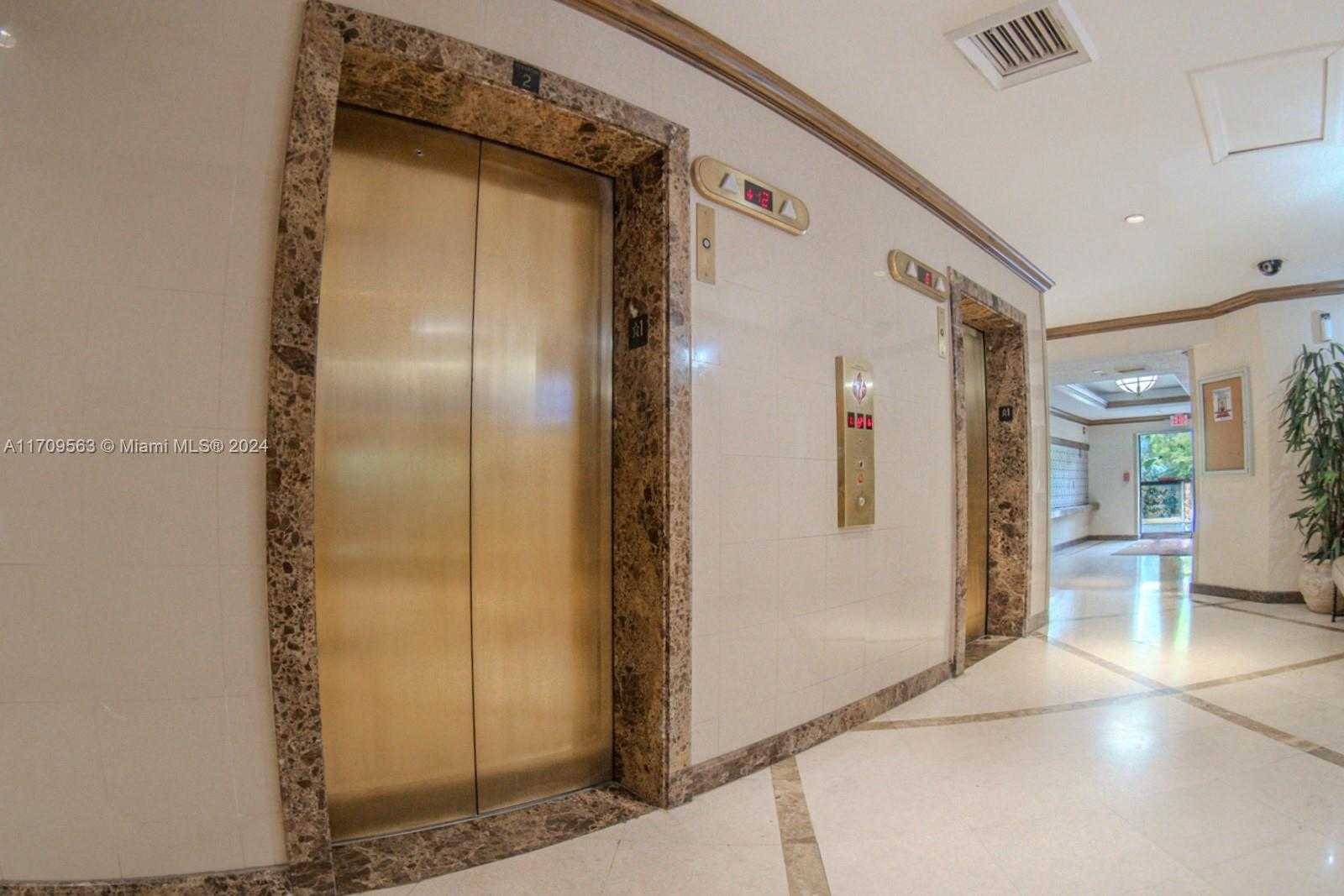 Small Image of 18181 NORTH EAST 31ST CT #1605, Aventura Number 30