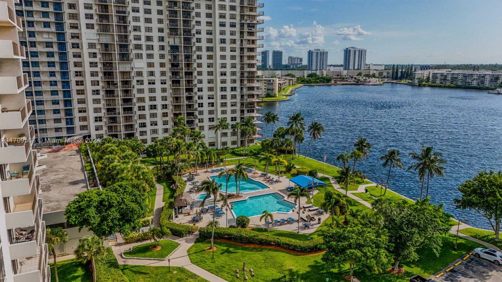 Small Image of 18181 NORTH EAST 31ST CT #1605, Aventura Number 39