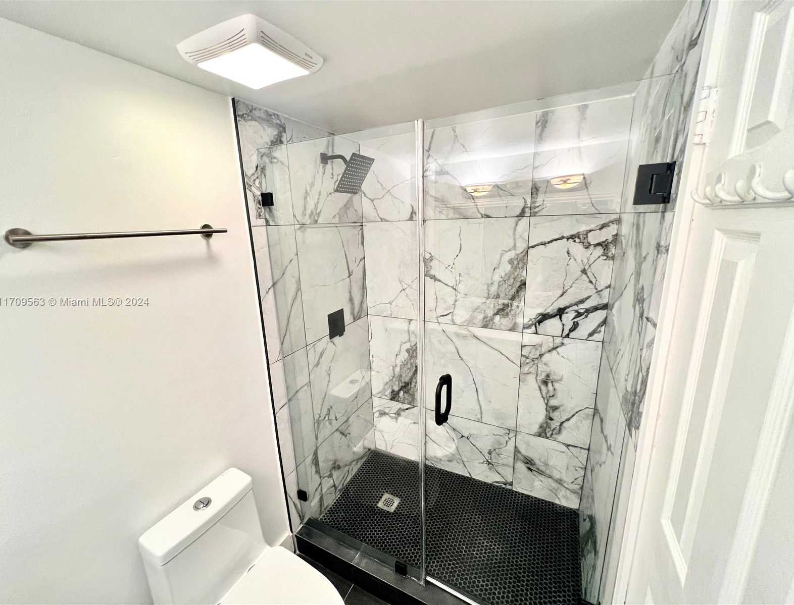 Small Image of 18181 NORTH EAST 31ST CT #1605, Aventura Number 4