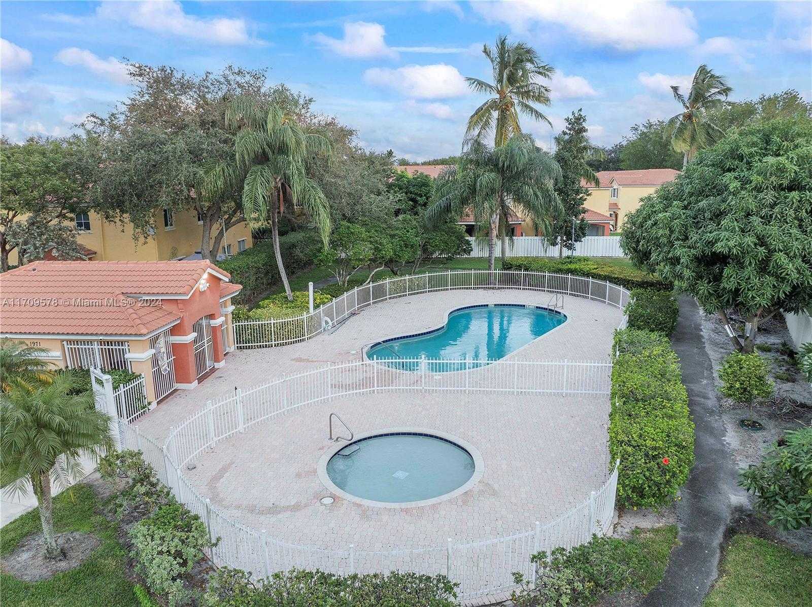 Small Image of 10307 SOUTH WEST 20TH ST, Miramar Number 20