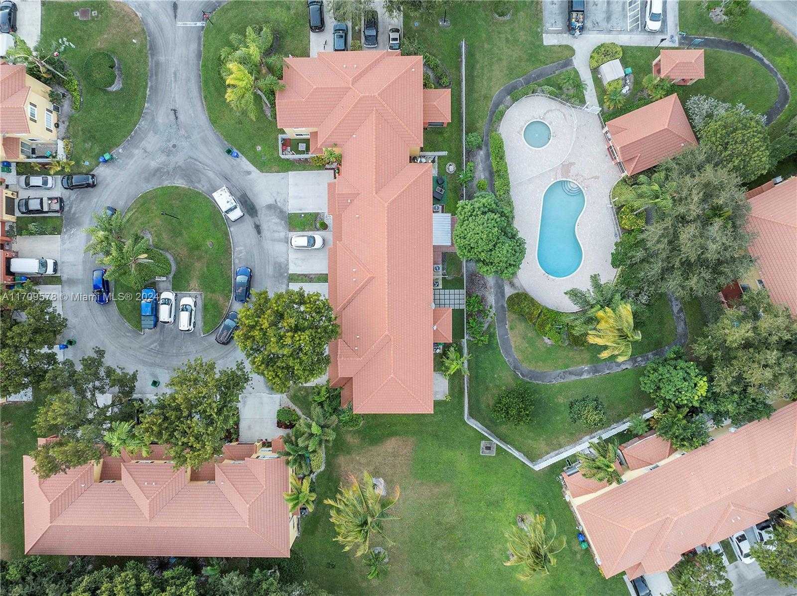 Small Image of 10307 SOUTH WEST 20TH ST, Miramar Number 21