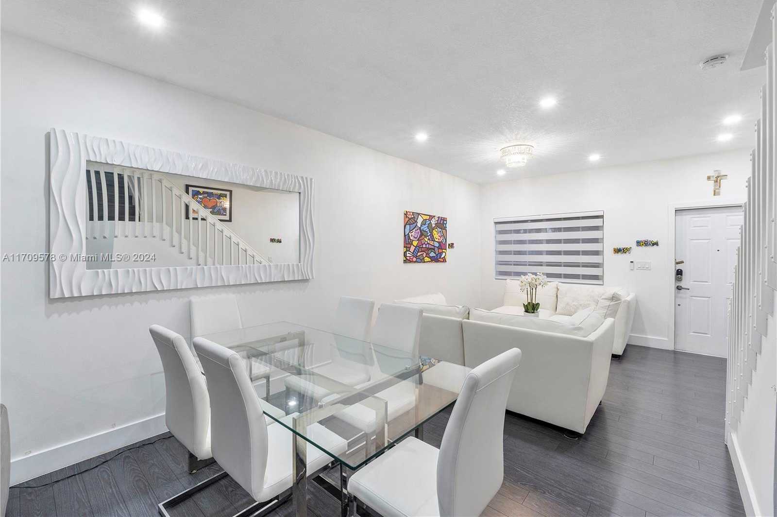 Small Image of 10307 SOUTH WEST 20TH ST, Miramar Number 9