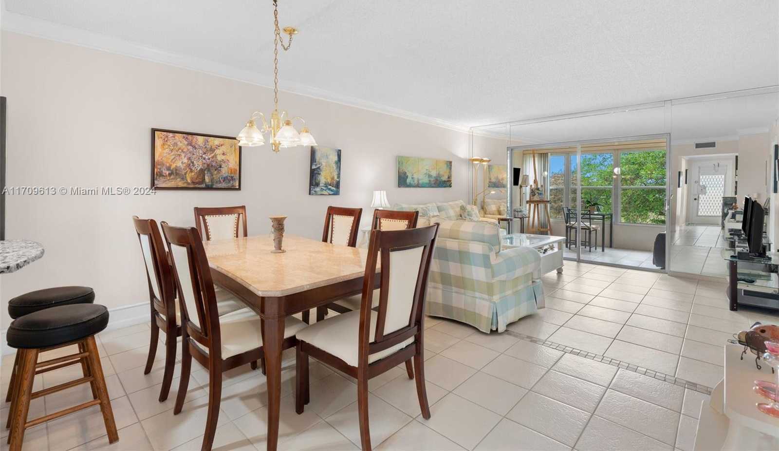 Small Image of 1045 COUNTRY CLUB DR #402, Margate Number 8