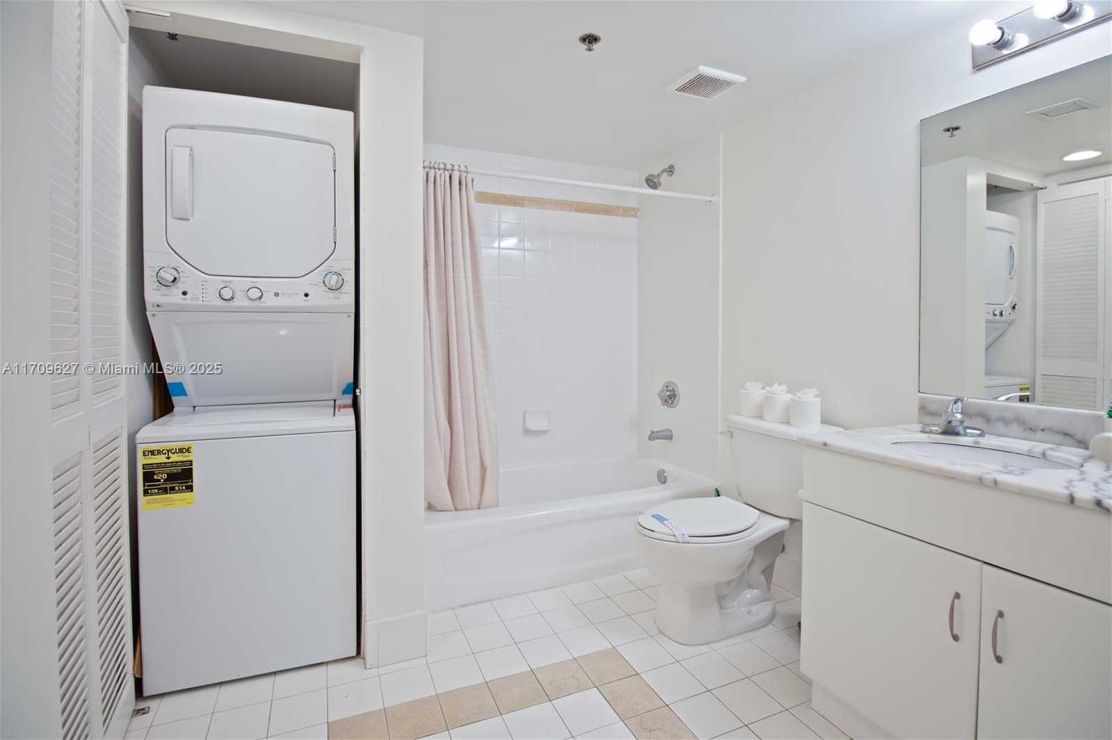 Small Image of 1200 BRICKELL BAY DR #1919, Miami Number 14