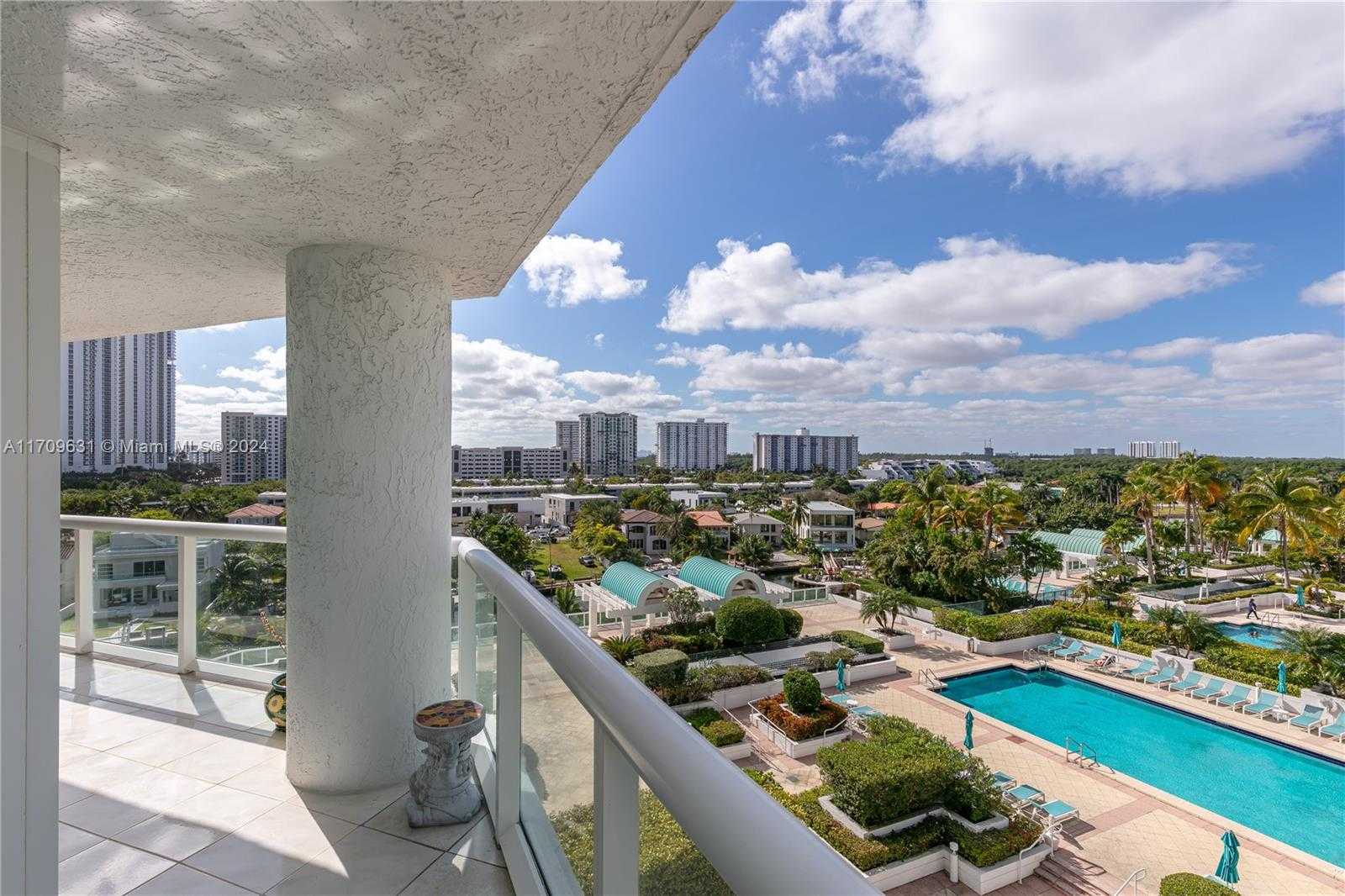 Small Image of 16400 COLLINS AVE #745, Sunny Isles Beach Number 8
