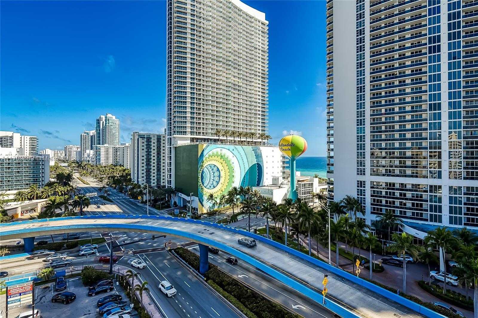 Small Image of 1825 SOUTH OCEAN DR #PH-1, Hallandale Beach Number 12
