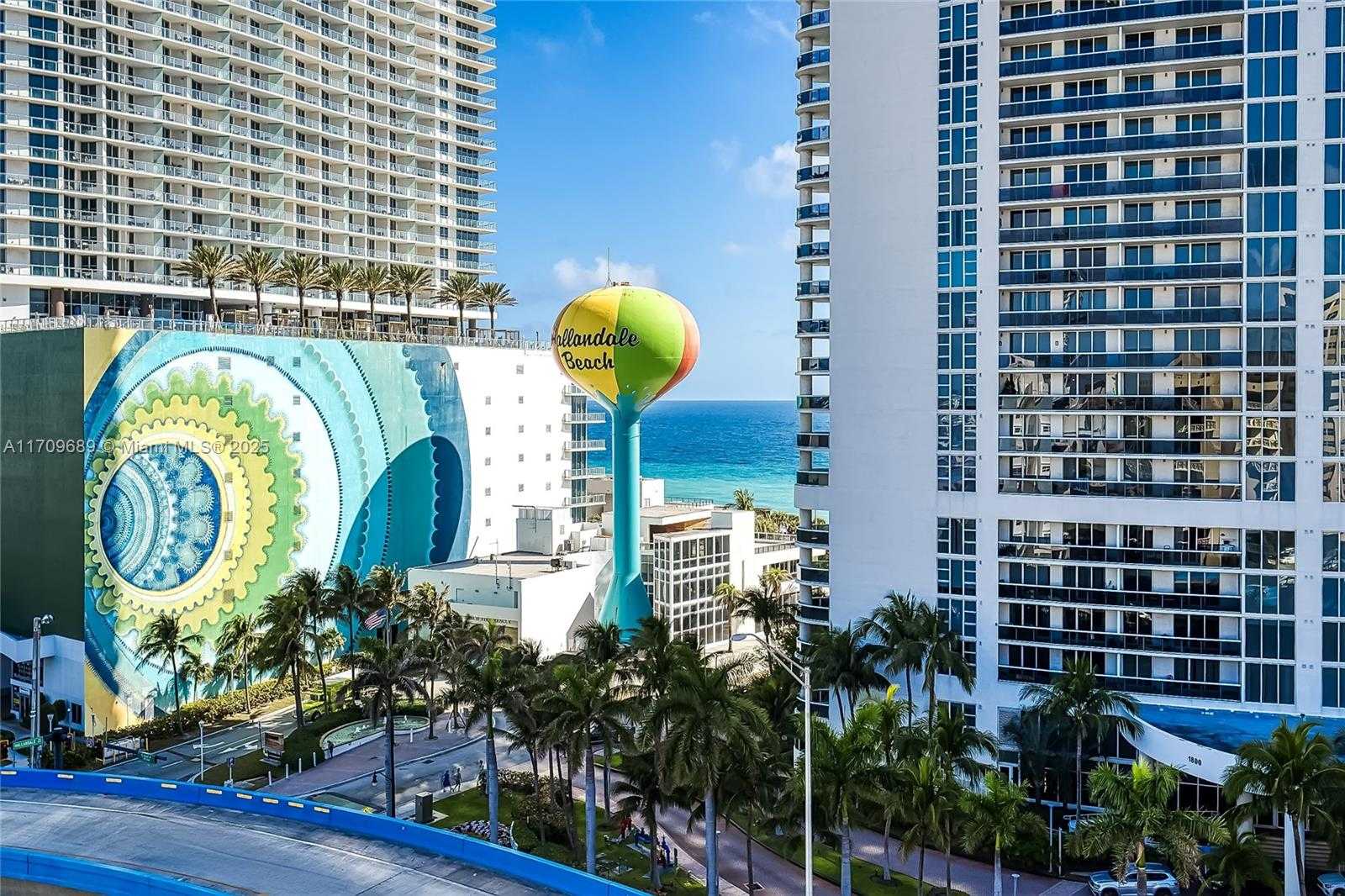 Small Image of 1825 SOUTH OCEAN DR #PH-1, Hallandale Beach Number 15
