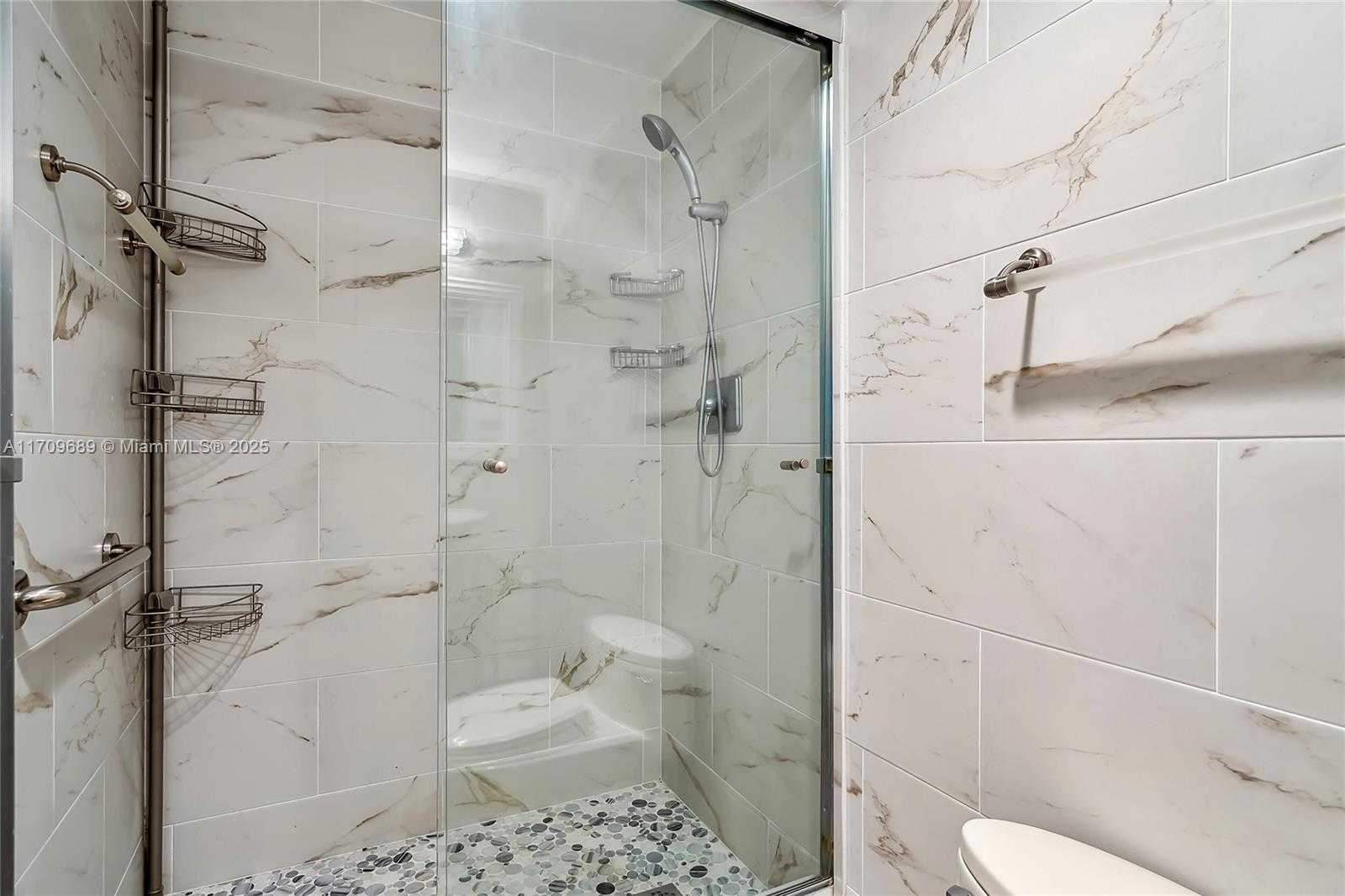 Small Image of 1825 SOUTH OCEAN DR #PH-1, Hallandale Beach Number 30