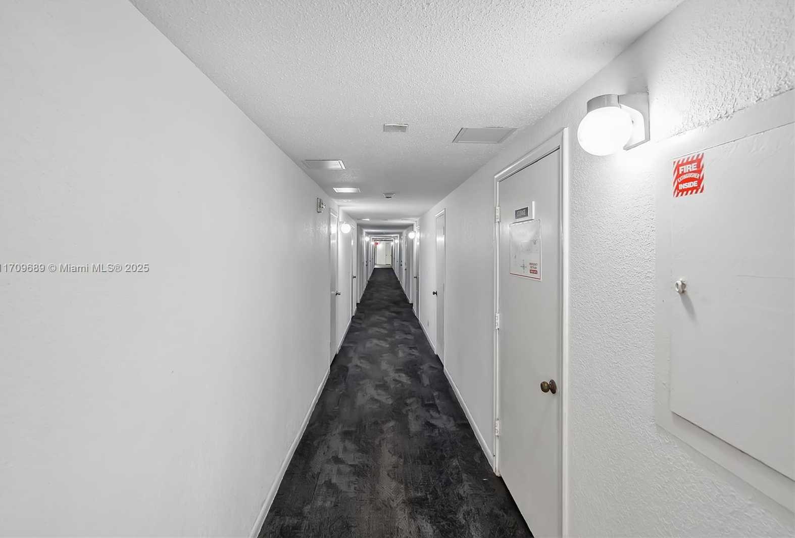 Small Image of 1825 SOUTH OCEAN DR #PH-1, Hallandale Beach Number 40