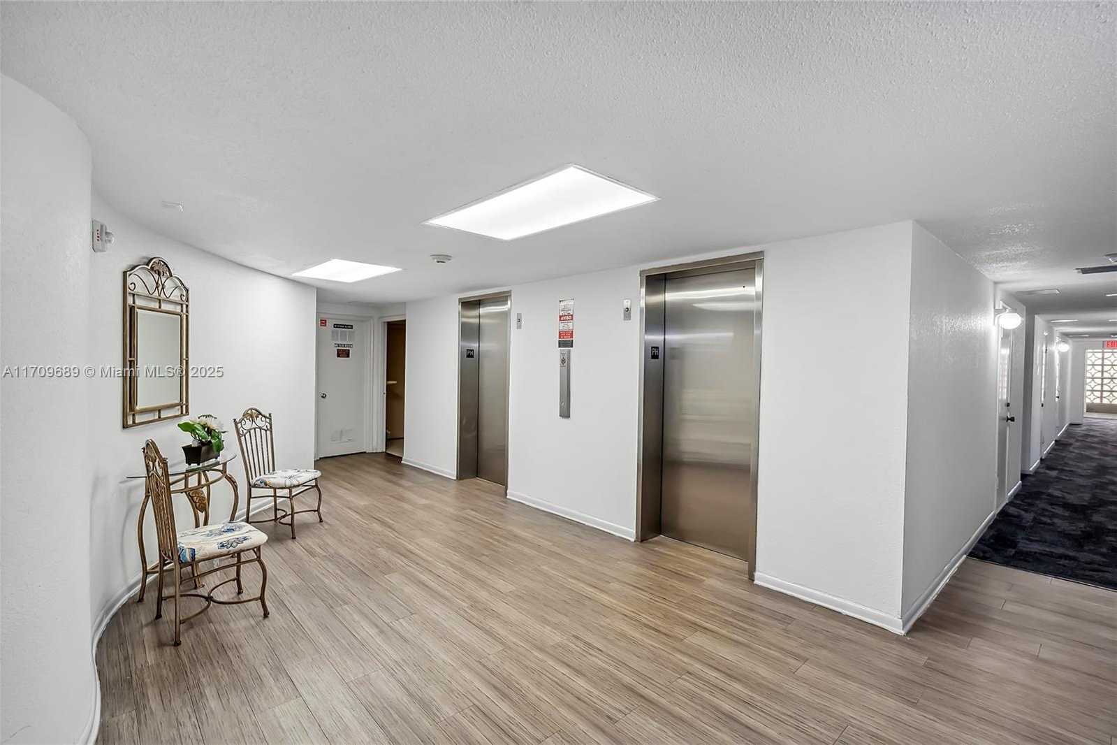Small Image of 1825 SOUTH OCEAN DR #PH-1, Hallandale Beach Number 41