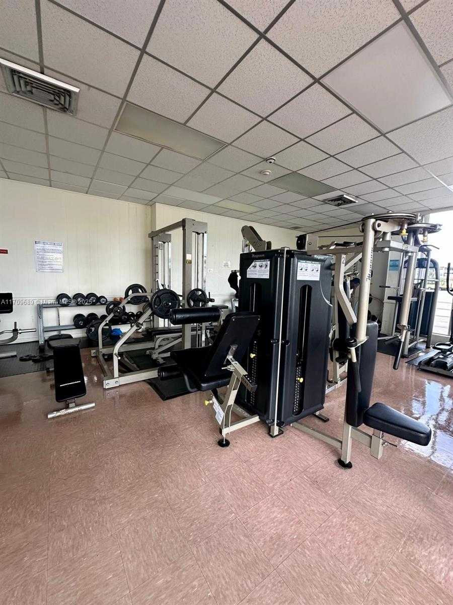 Small Image of 1825 SOUTH OCEAN DR #PH-1, Hallandale Beach Number 46