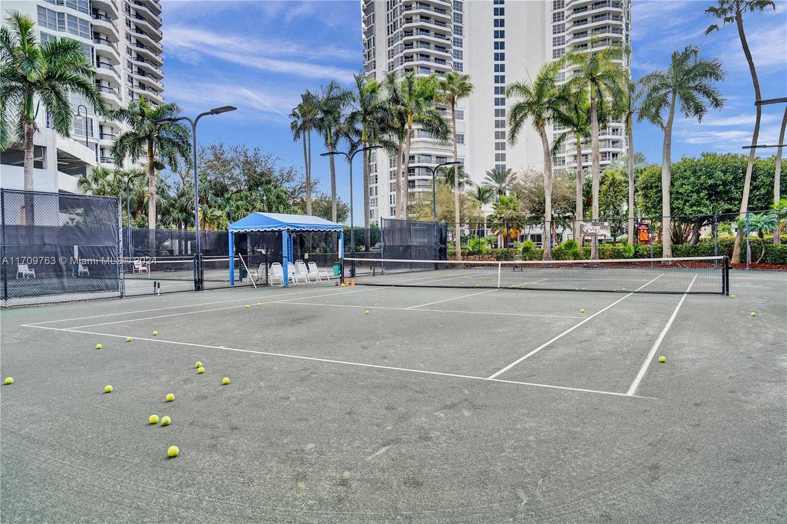Small Image of 19101 NORTH EAST 36TH CT #902, Aventura Number 30