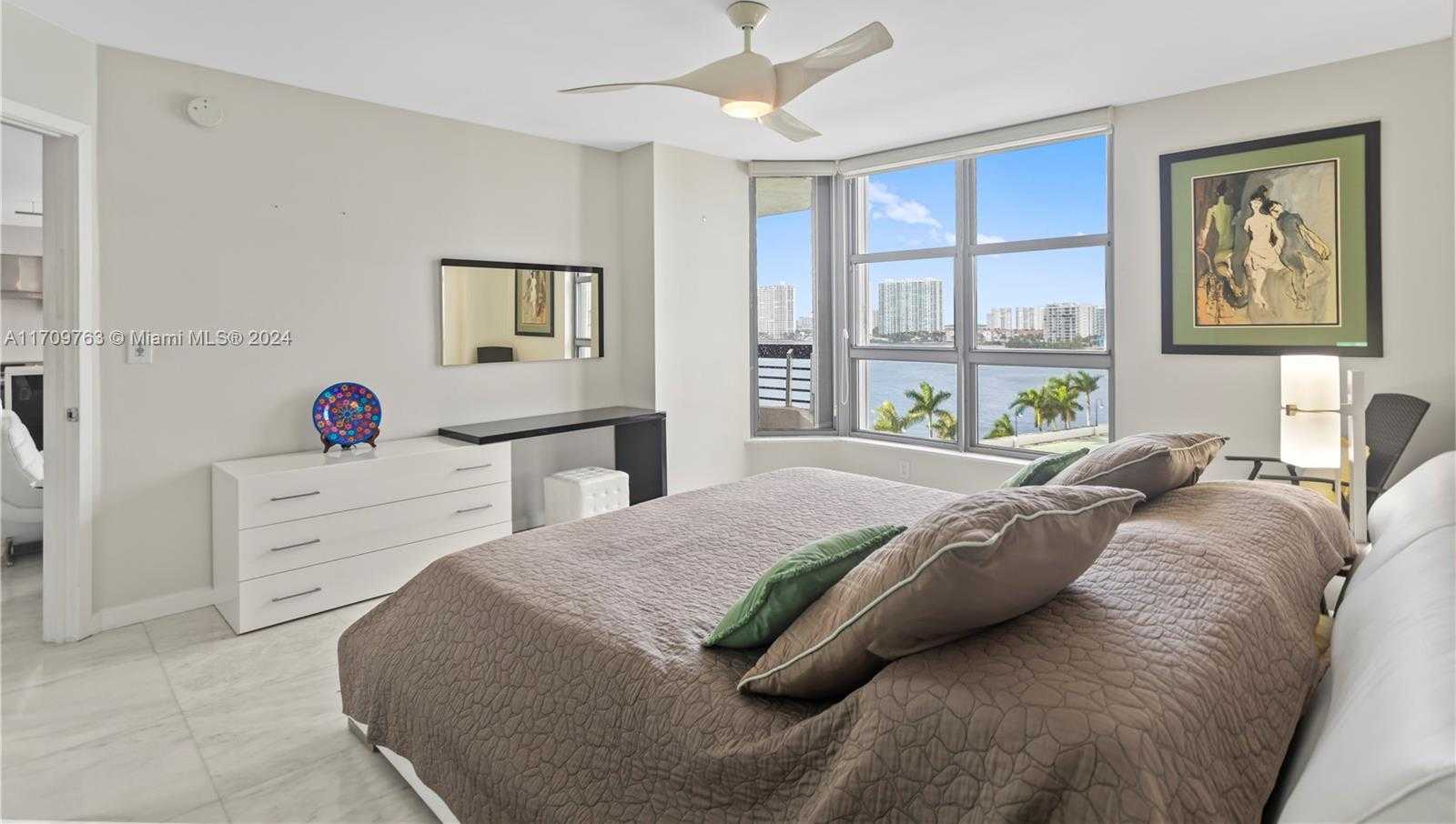 Small Image of 19101 NORTH EAST 36TH CT #902, Aventura Number 36