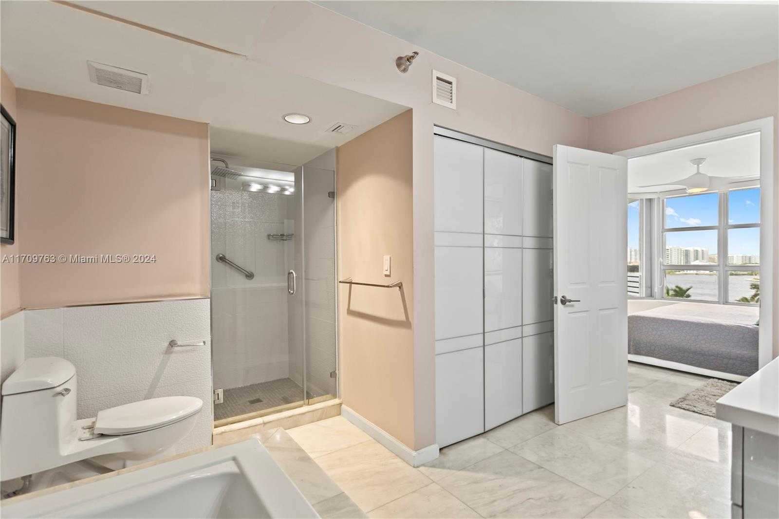 Small Image of 19101 NORTH EAST 36TH CT #902, Aventura Number 40