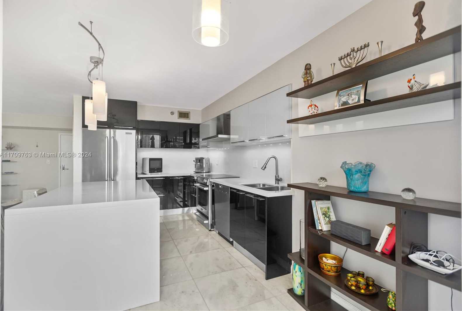 Small Image of 19101 NORTH EAST 36TH CT #902, Aventura Number 5