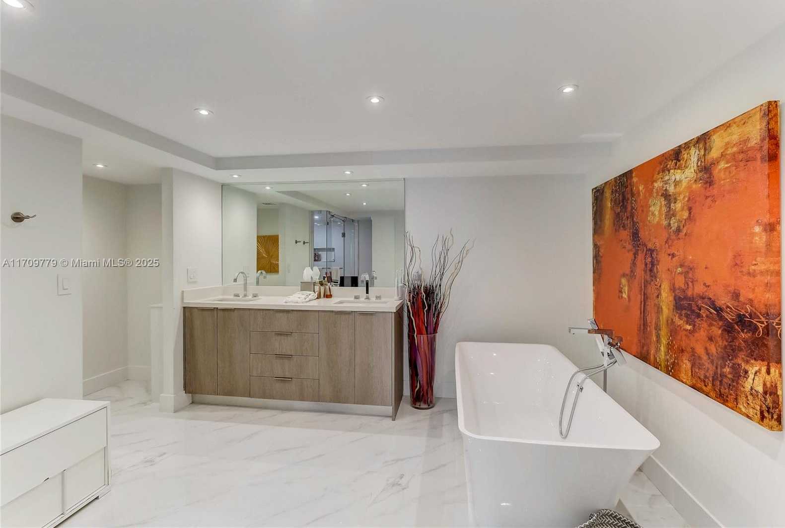 Small Image of 1912 SOUTH OCEAN DR #17A, Hallandale Beach Number 23