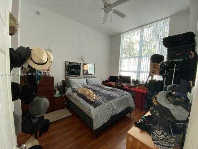 Small Image of 2000 NORTH BAYSHORE DR #122, Miami Number 16