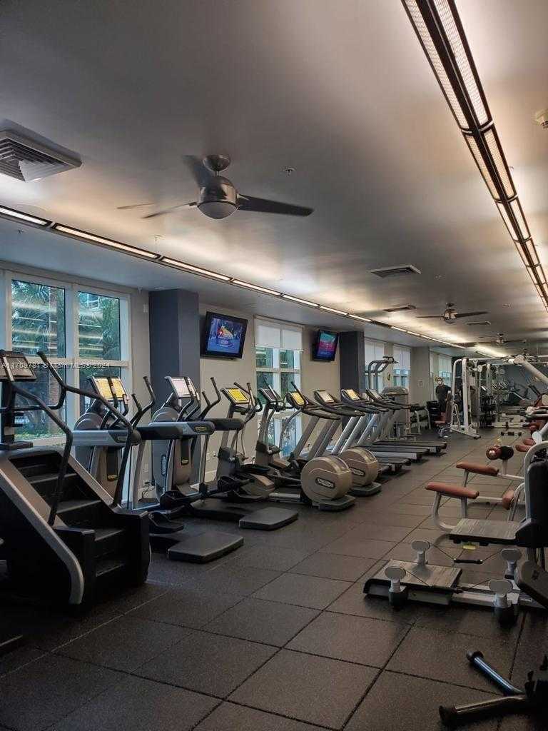 Small Image of 2000 NORTH BAYSHORE DR #122, Miami Number 8