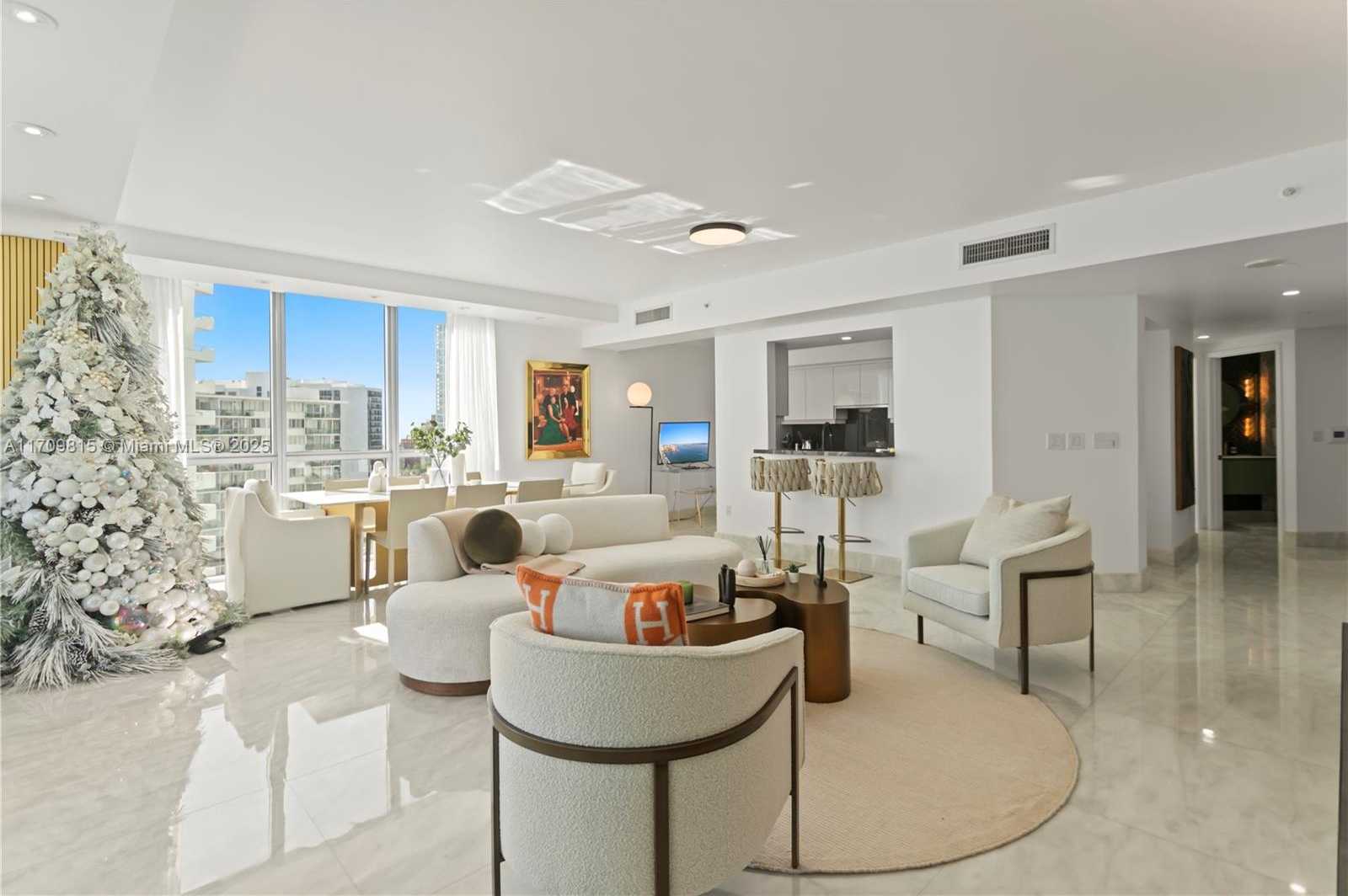 Small Image of 1331 BRICKELL BAY DR #1011, Miami Number 14