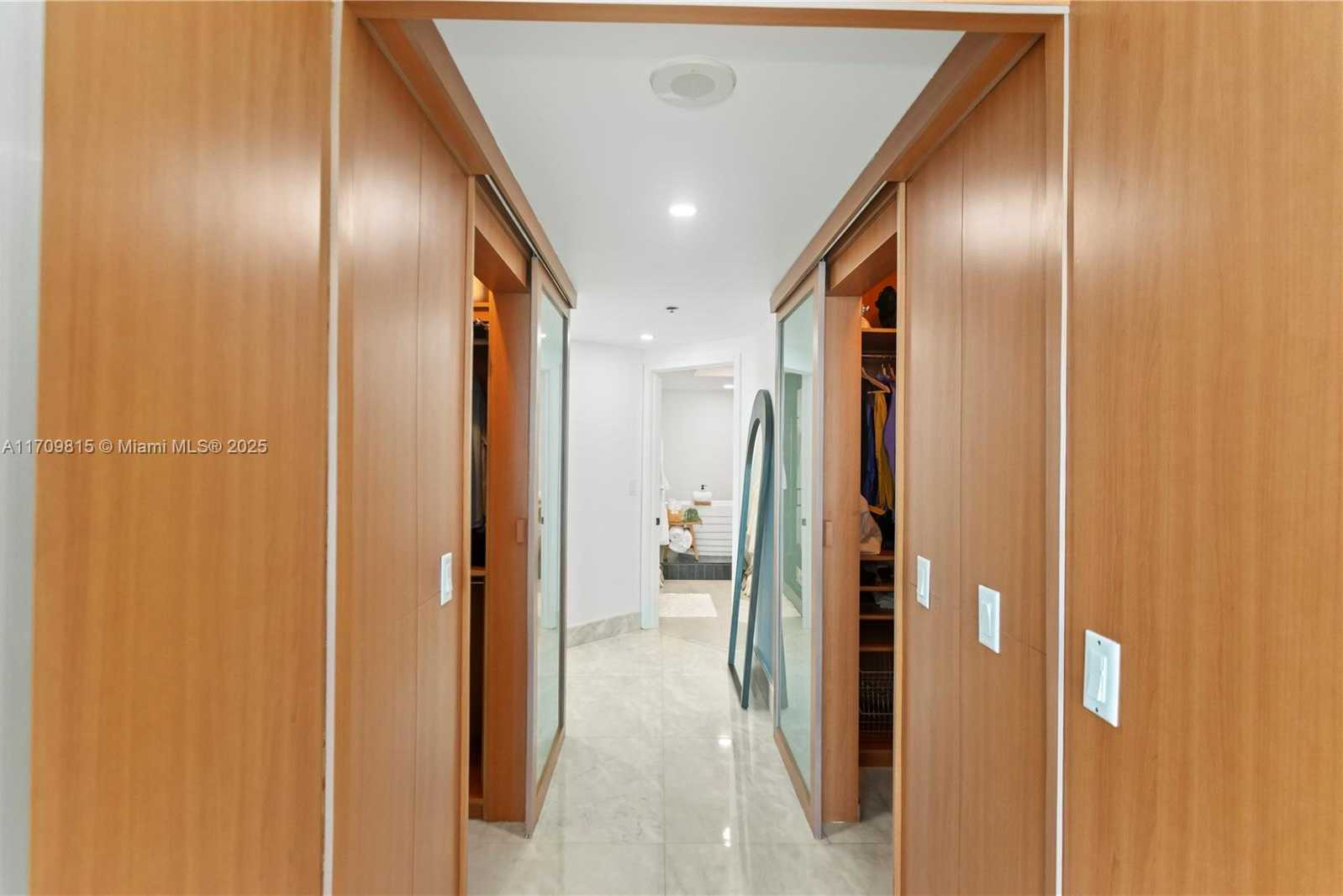 Small Image of 1331 BRICKELL BAY DR #1011, Miami Number 26