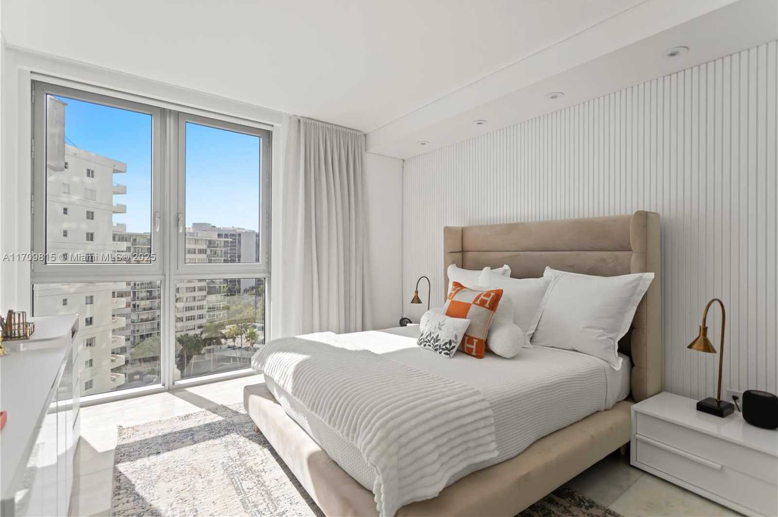 Small Image of 1331 BRICKELL BAY DR #1011, Miami Number 34