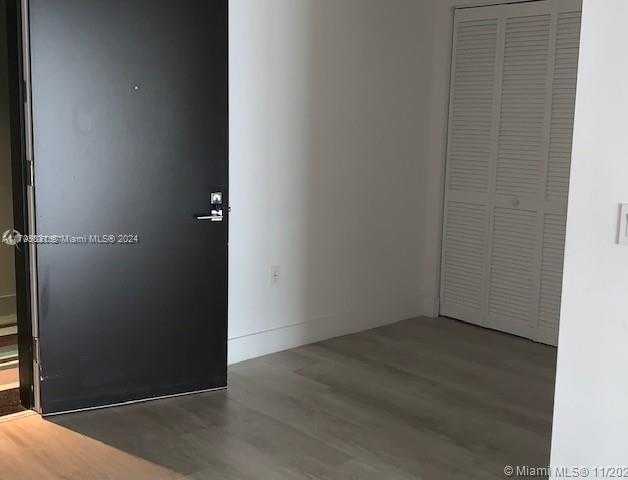 Small Image of 121 NORTH EAST 34TH ST #1214, Miami Number 12
