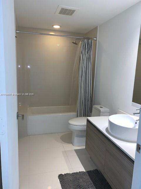 Small Image of 121 NORTH EAST 34TH ST #1214, Miami Number 15