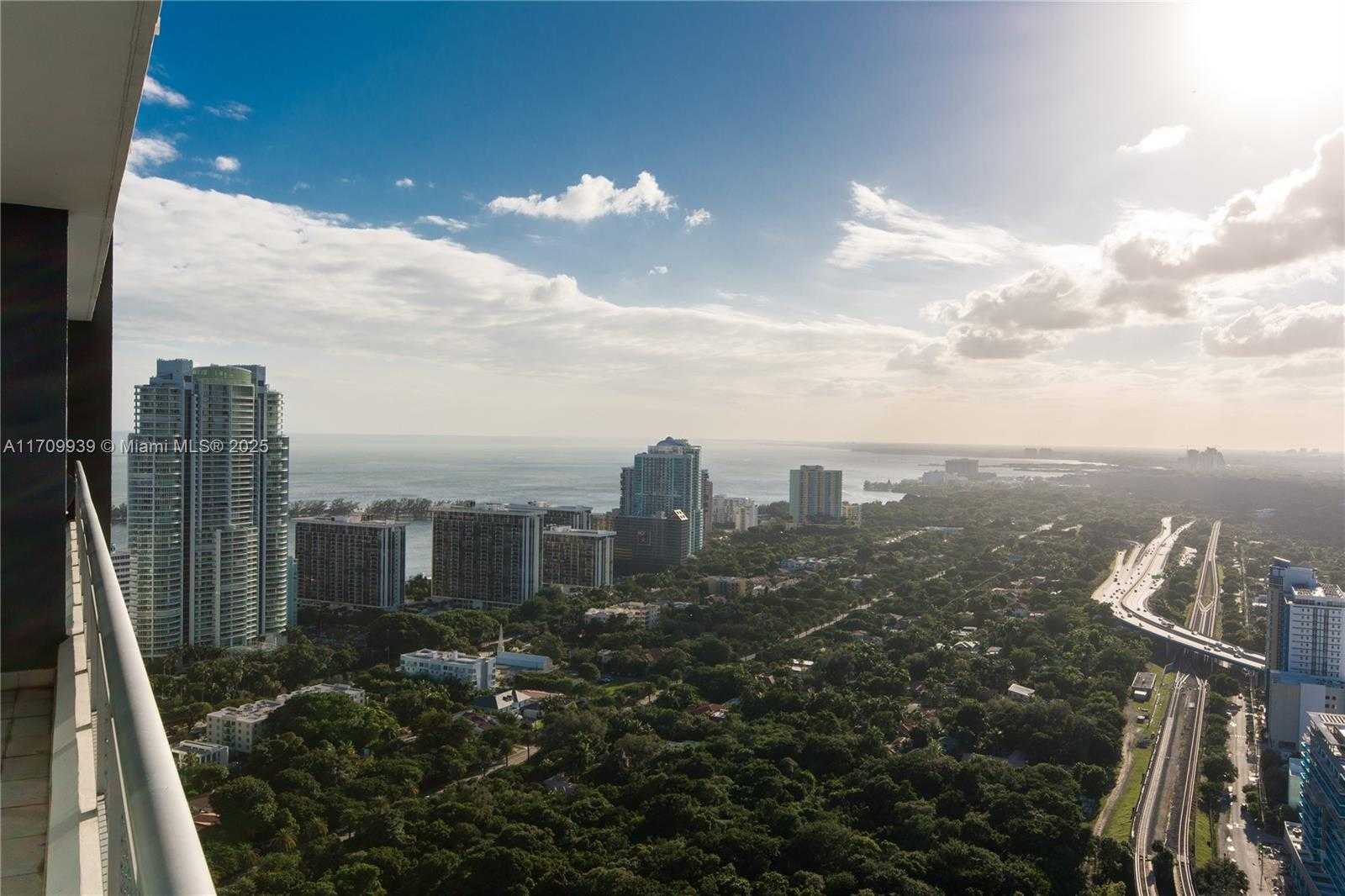 Small Image of 60 SOUTH WEST 13TH ST #3805, Miami Number 12
