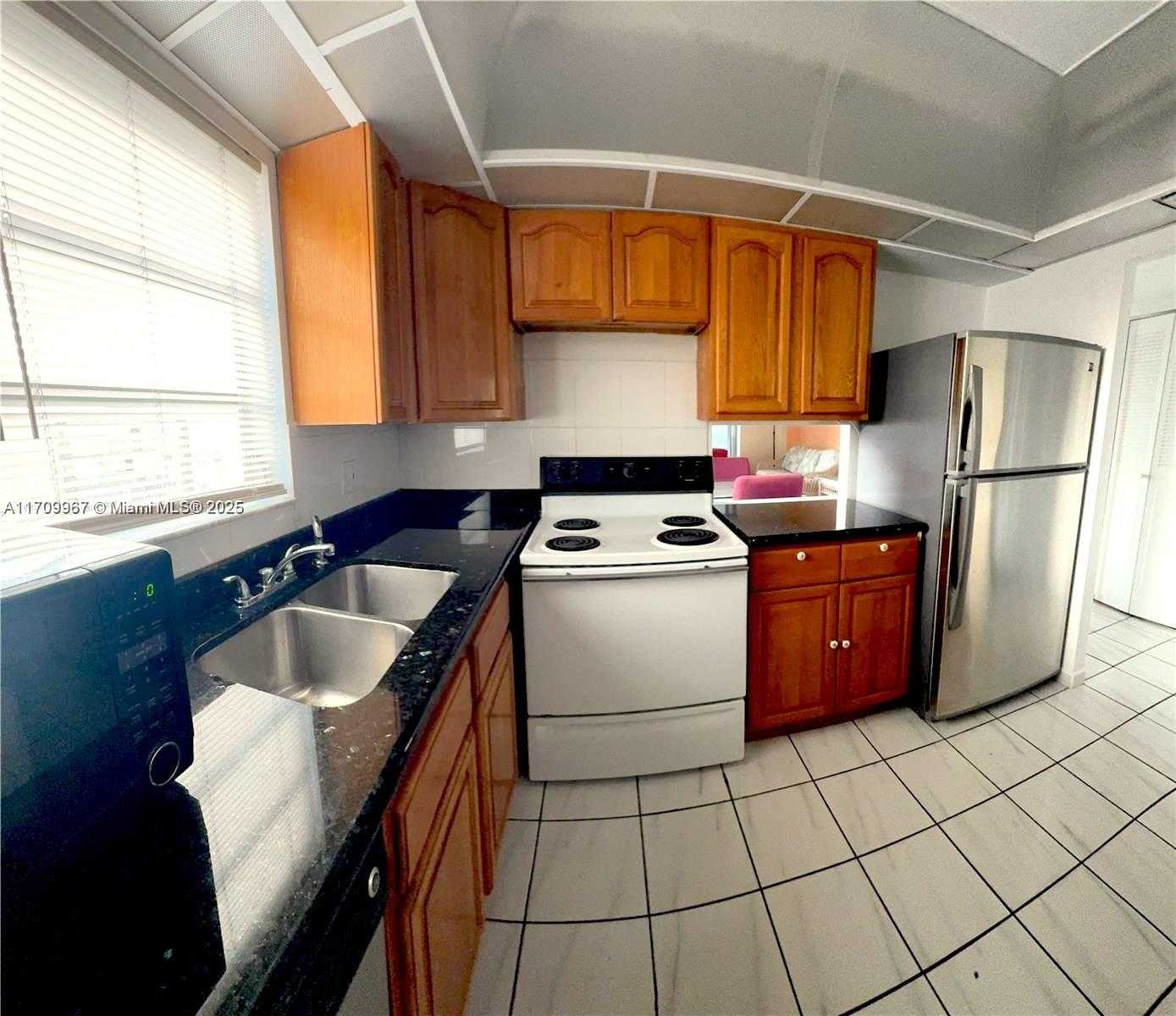 Small Image of 16400 NORTH EAST 17TH AVE #707, North Miami Beach Number 12