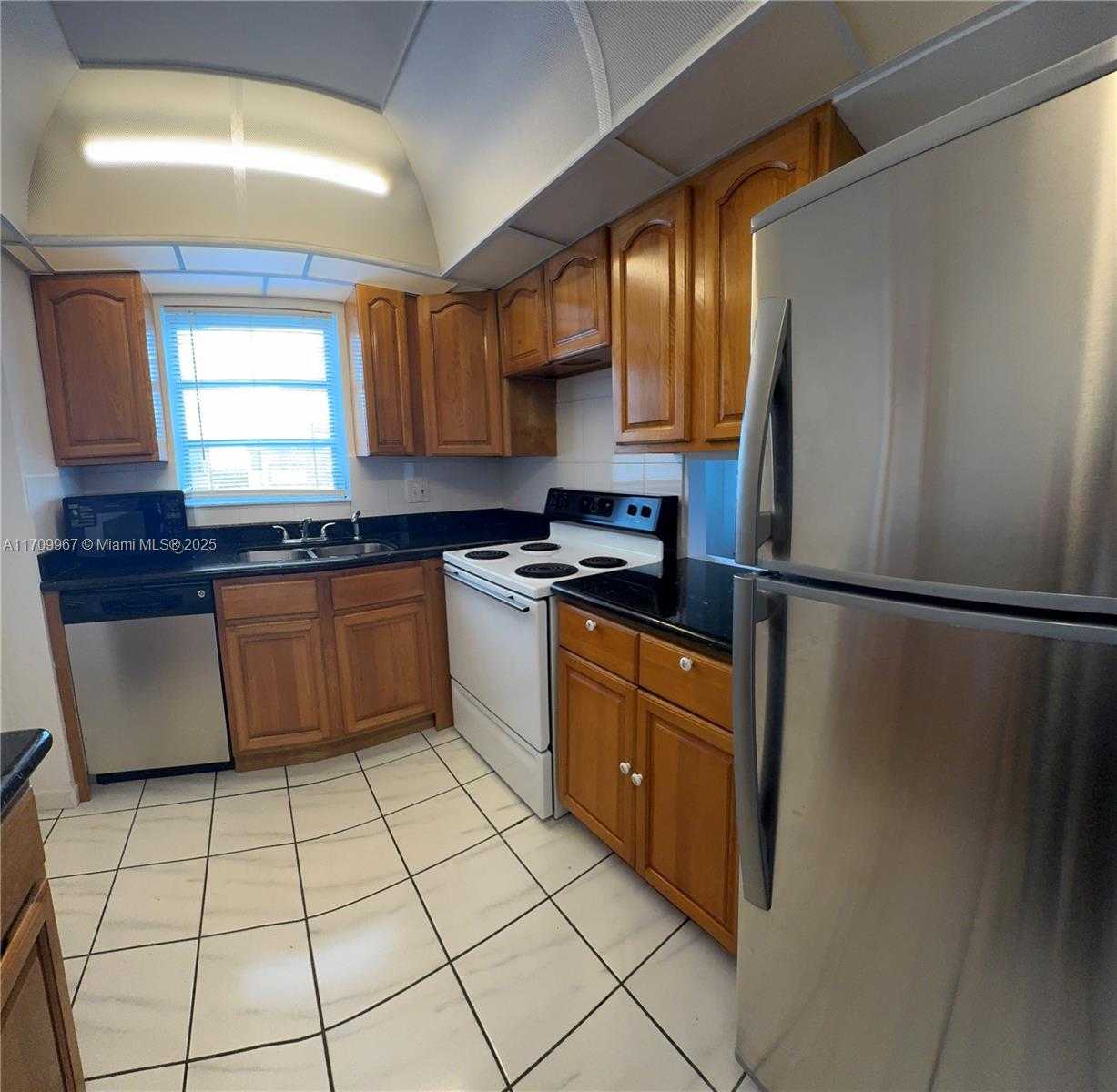 Small Image of 16400 NORTH EAST 17TH AVE #707, North Miami Beach Number 13