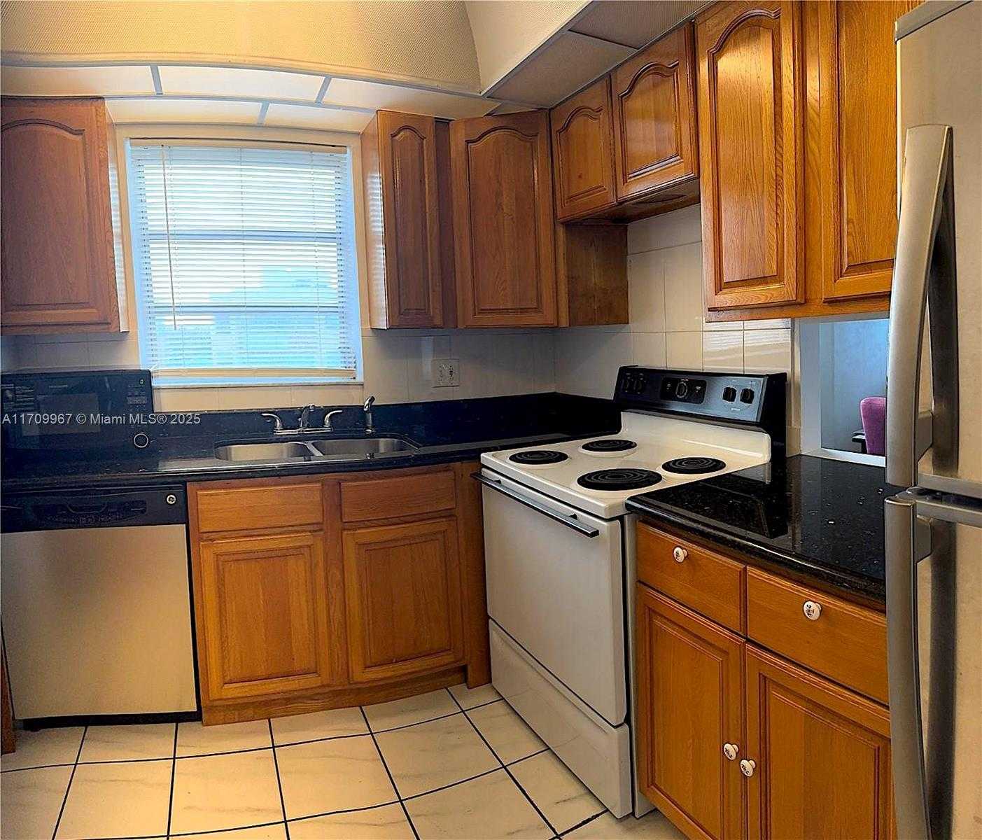Small Image of 16400 NORTH EAST 17TH AVE #707, North Miami Beach Number 14