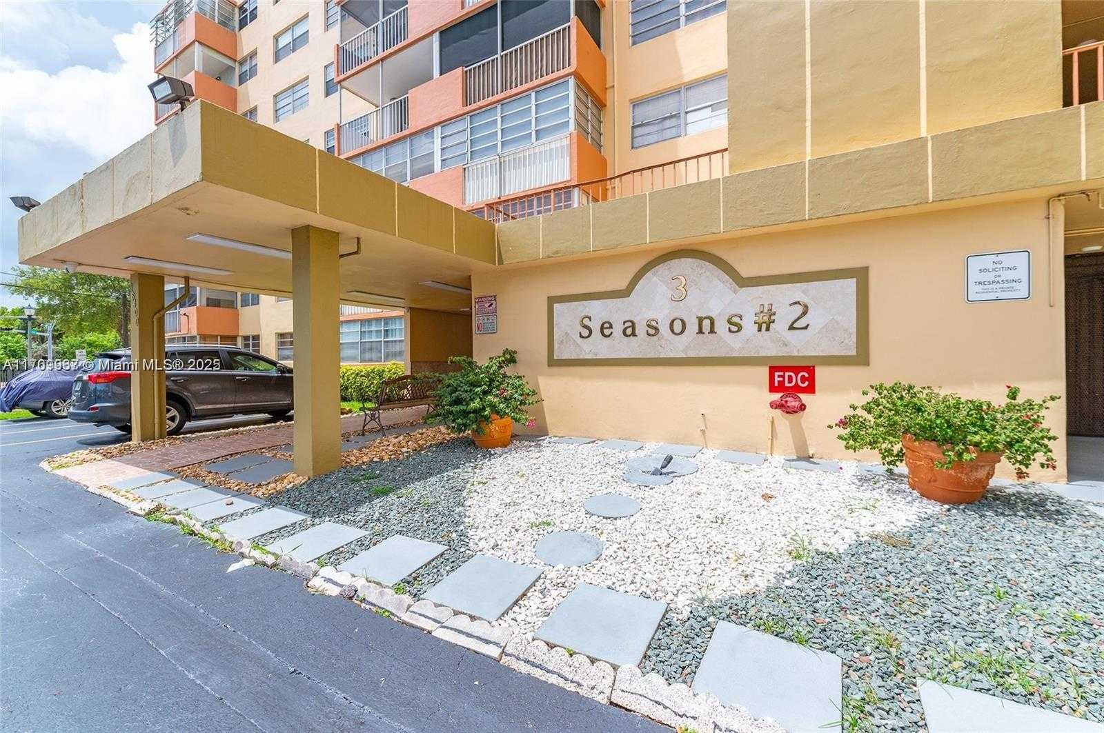 Small Image of 16400 NORTH EAST 17TH AVE #707, North Miami Beach Number 2
