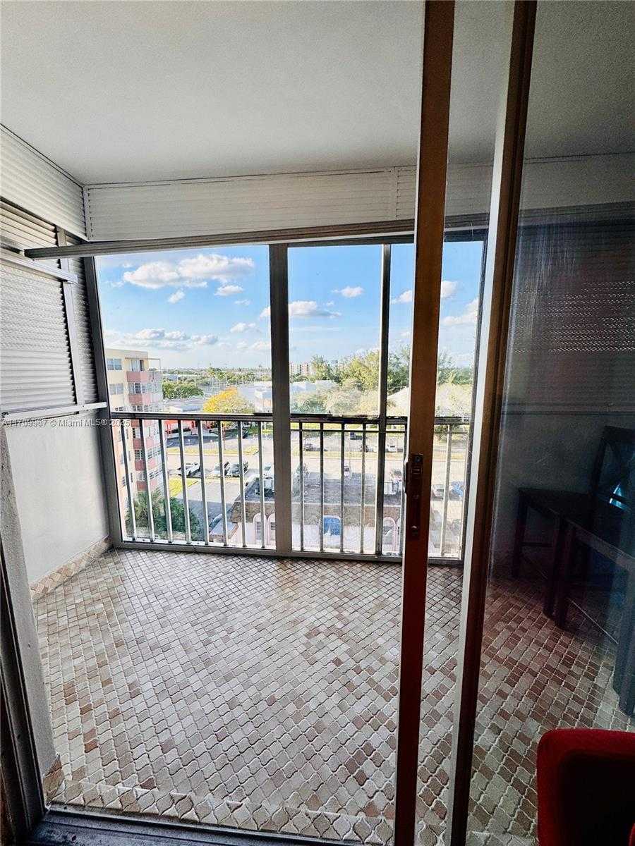 Small Image of 16400 NORTH EAST 17TH AVE #707, North Miami Beach Number 27