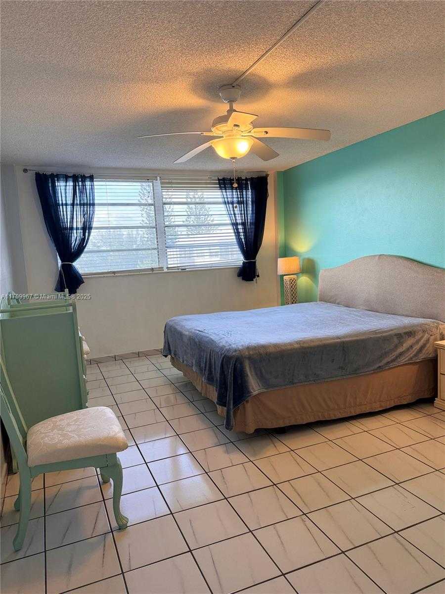 Small Image of 16400 NORTH EAST 17TH AVE #707, North Miami Beach Number 35