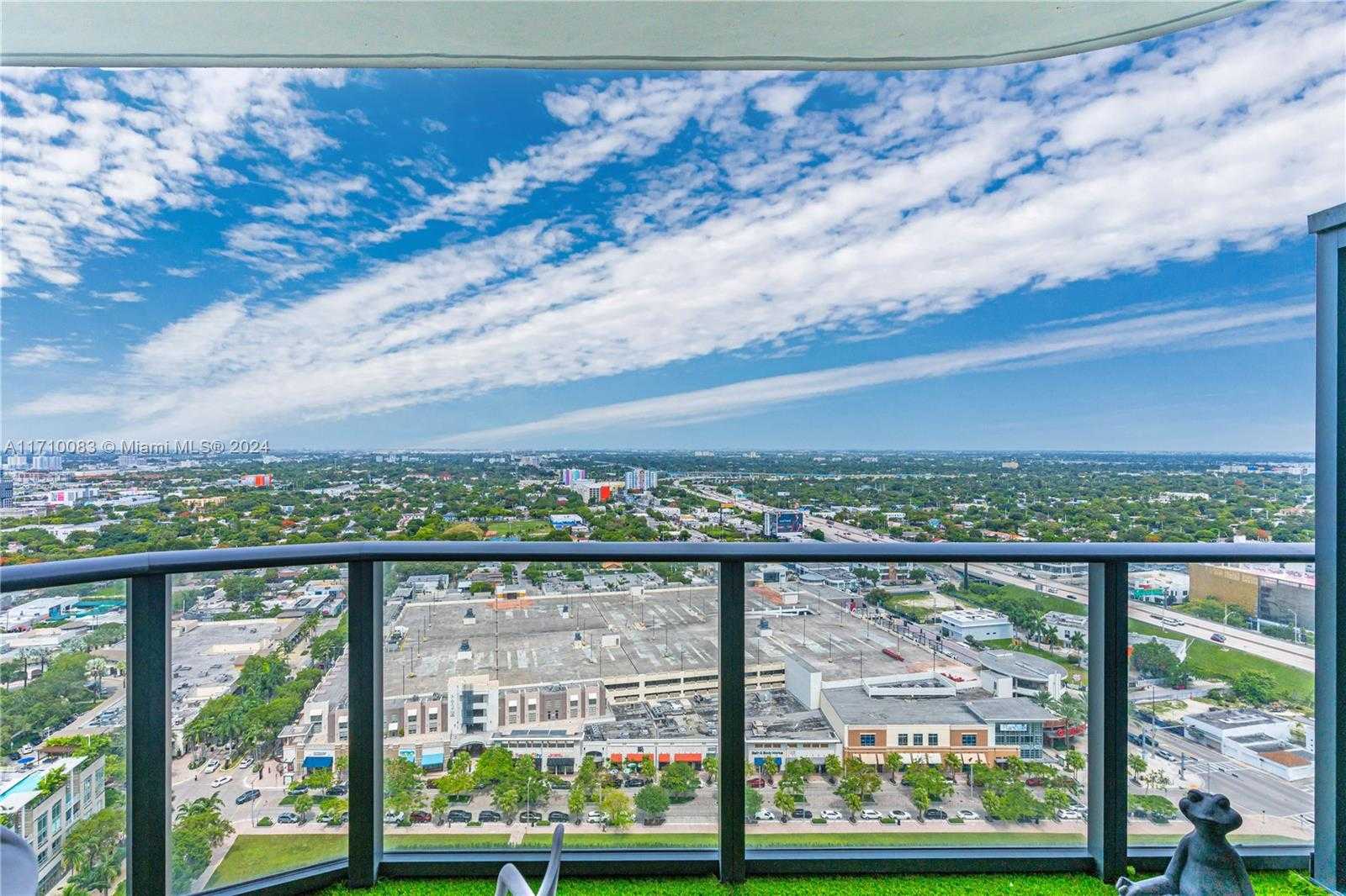 Small Image of 121 NORTH EAST 34TH ST #2810, Miami Number 10