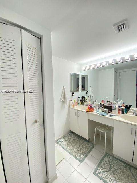 Small Image of 3300 NORTH EAST 192ND ST #1814, Aventura Number 16