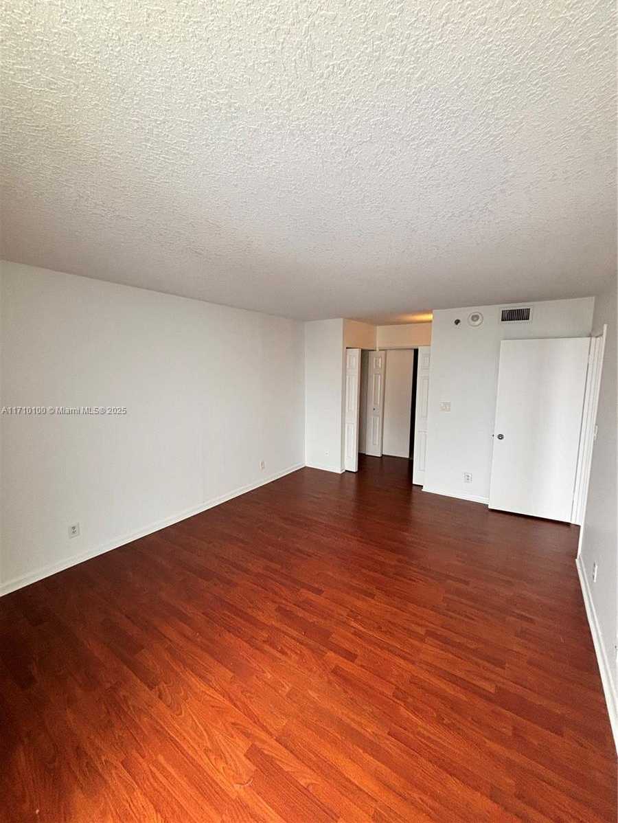 Small Image of 3300 NORTH EAST 192ND ST #1814, Aventura Number 24