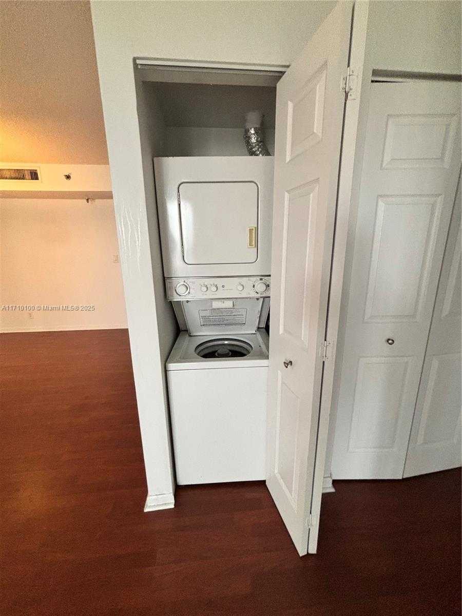 Small Image of 3300 NORTH EAST 192ND ST #1814, Aventura Number 37