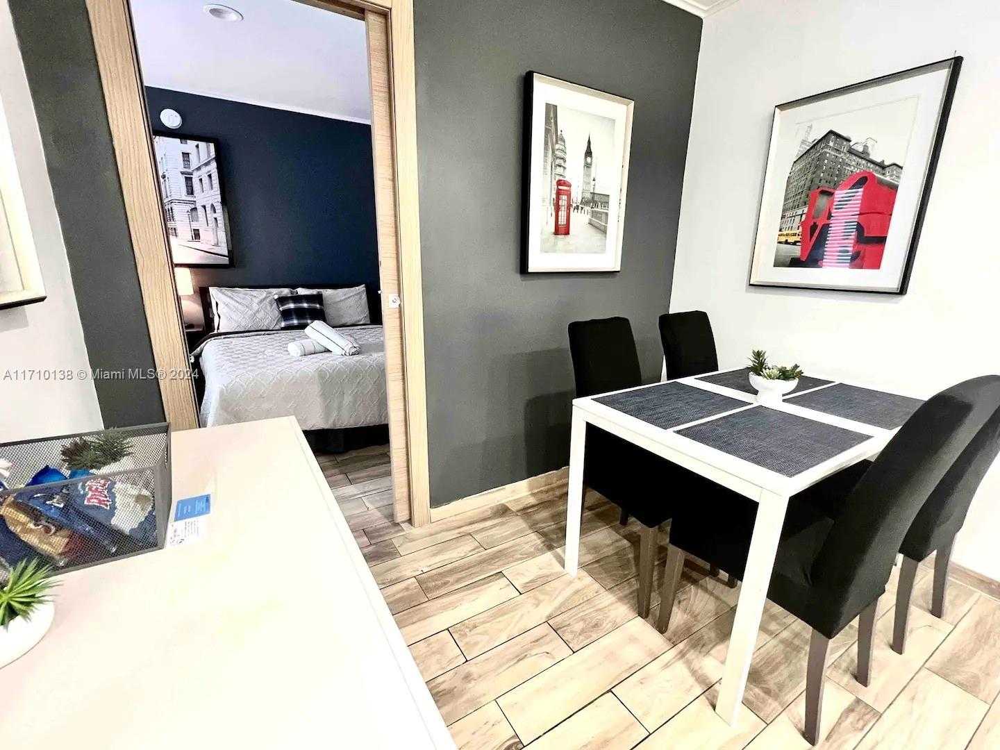 Small Image of 335 OCEAN DR #210, Miami Beach Number 19
