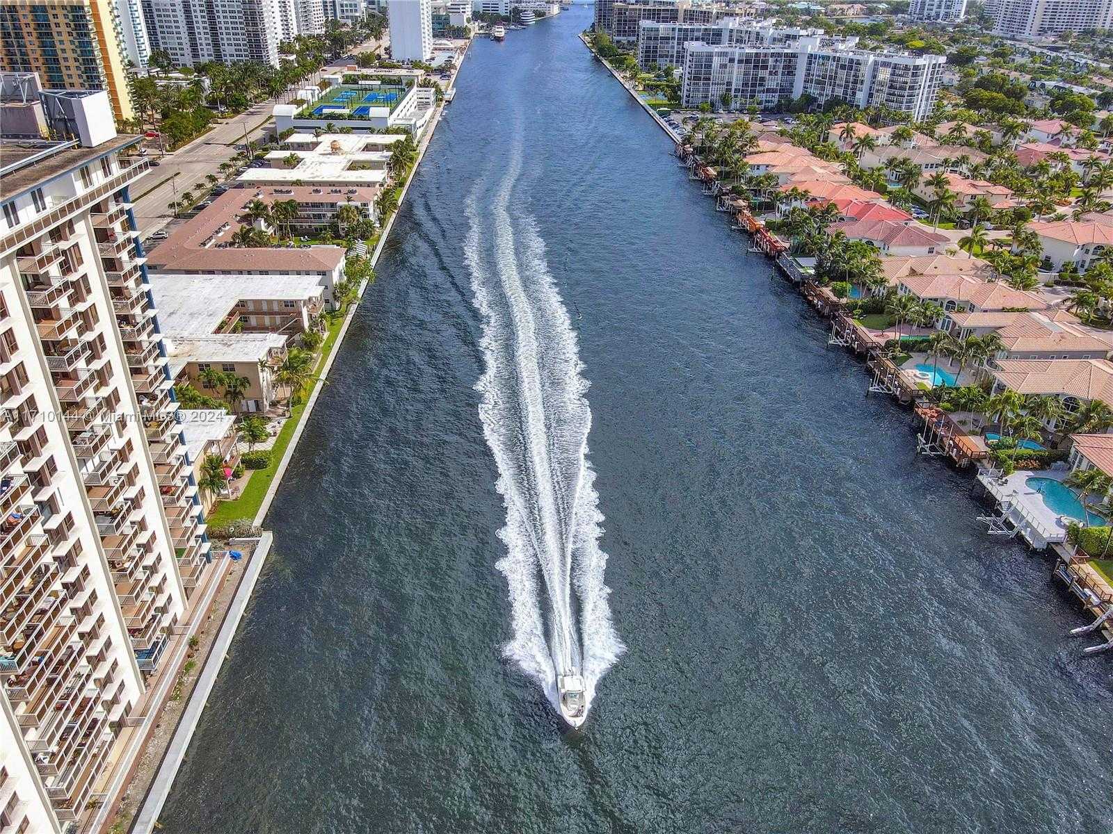 Small Image of 1600 SOUTH OCEAN DR #2F, Hollywood Number 21