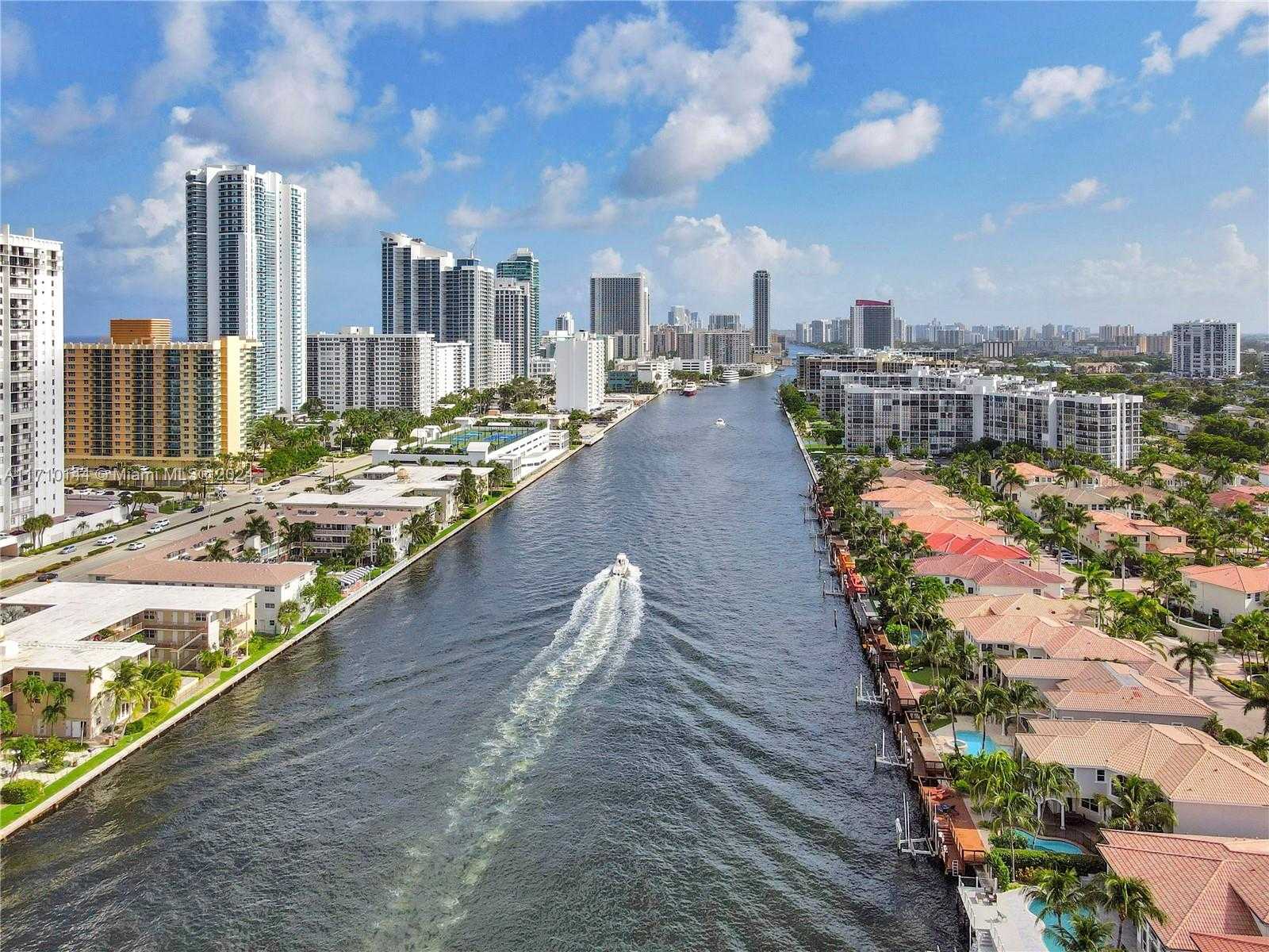 Small Image of 1600 SOUTH OCEAN DR #2F, Hollywood Number 23