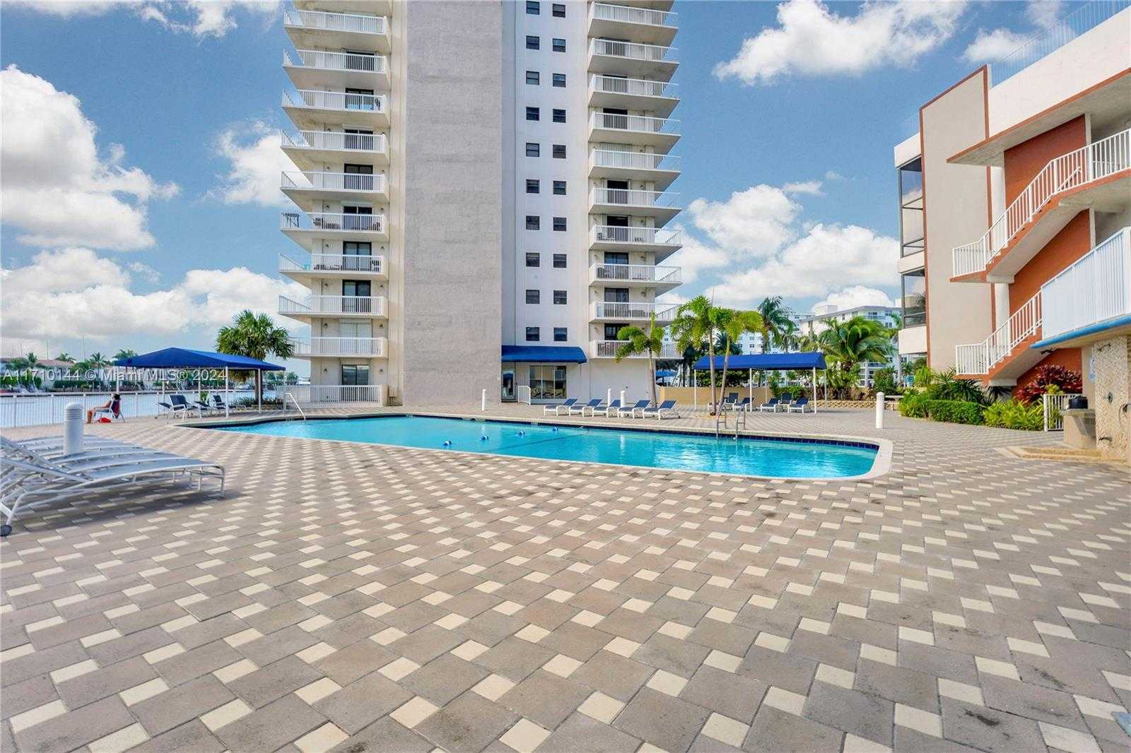 Small Image of 1600 SOUTH OCEAN DR #2F, Hollywood Number 24