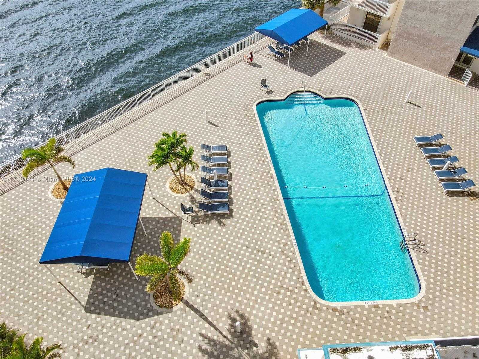 Small Image of 1600 SOUTH OCEAN DR #2F, Hollywood Number 26