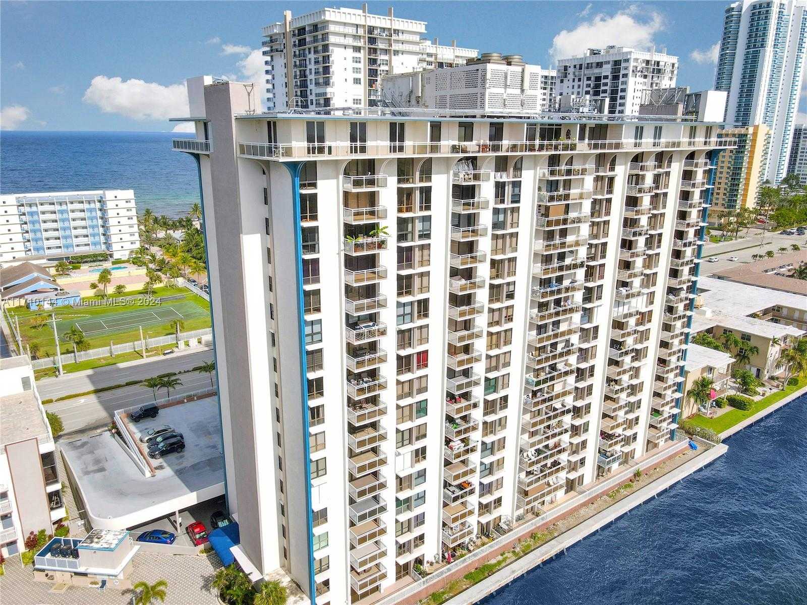 Small Image of 1600 SOUTH OCEAN DR #2F, Hollywood Number 30