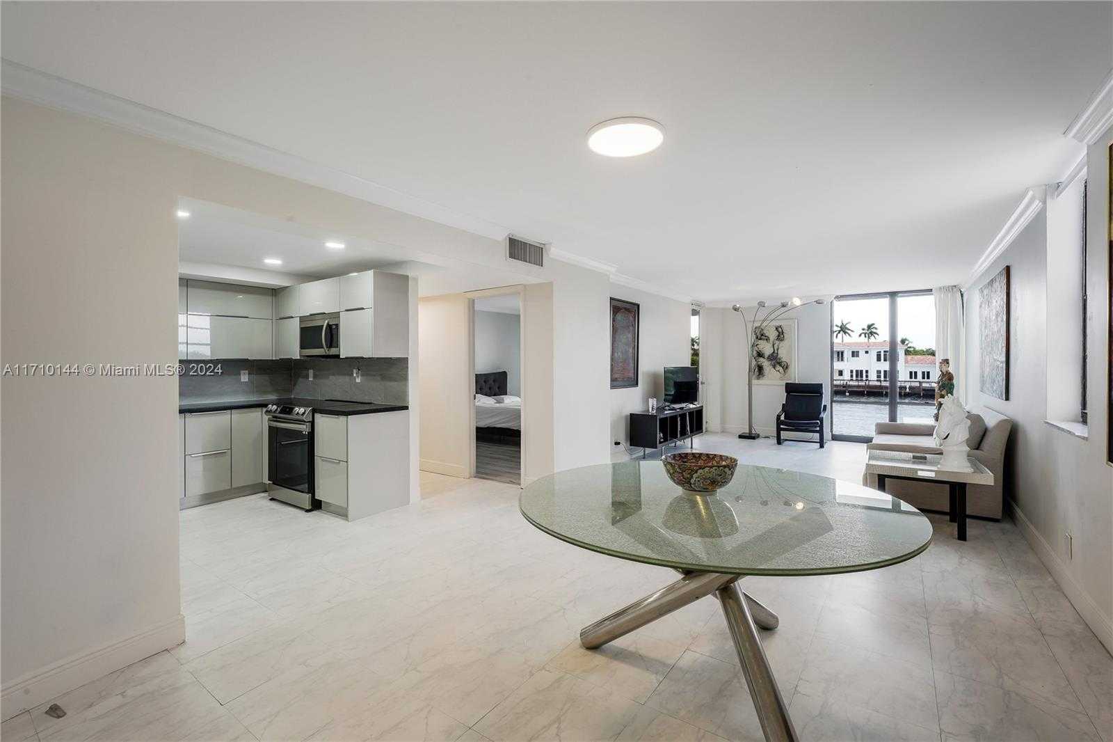 Small Image of 1600 SOUTH OCEAN DR #2F, Hollywood Number 5