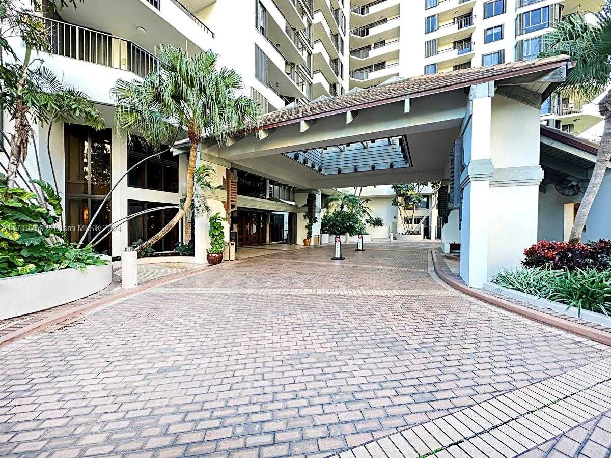 Small Image of 520 BRICKELL KEY DR #A1802, Miami Number 24