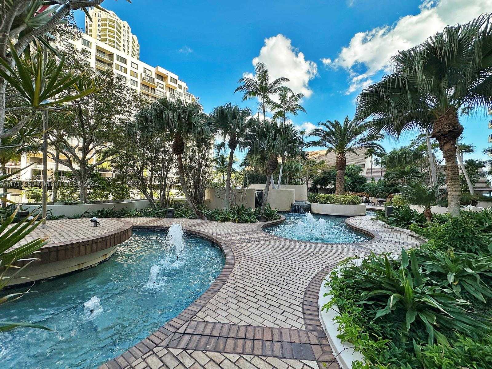 Small Image of 520 BRICKELL KEY DR #A1802, Miami Number 30