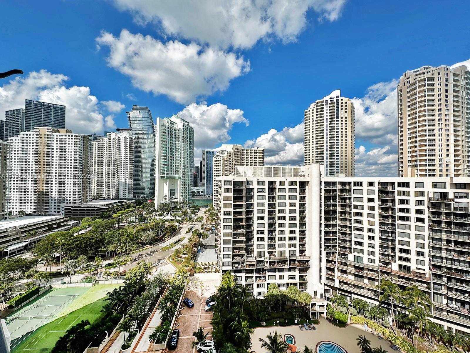 Small Image of 520 BRICKELL KEY DR #A1802, Miami Number 4